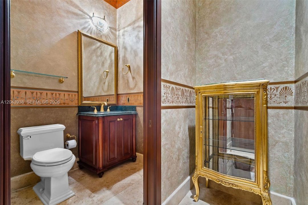 En Venta: $1,890,000 (4 camas, 5 baños, 4226 Pies cuadrados)