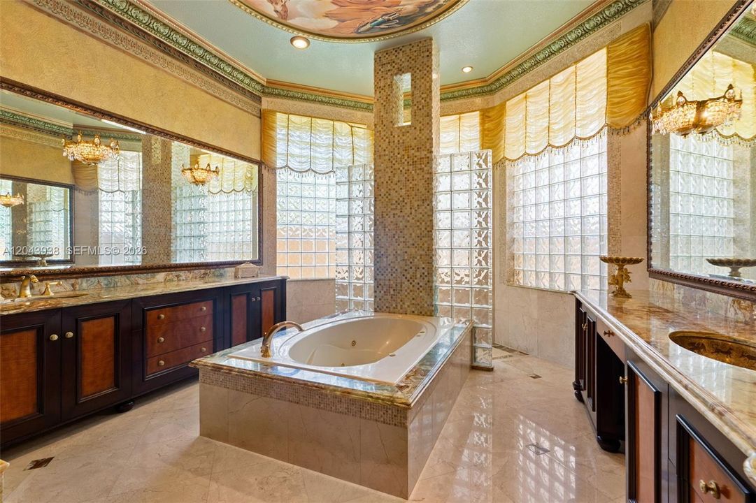 En Venta: $1,890,000 (4 camas, 5 baños, 4226 Pies cuadrados)