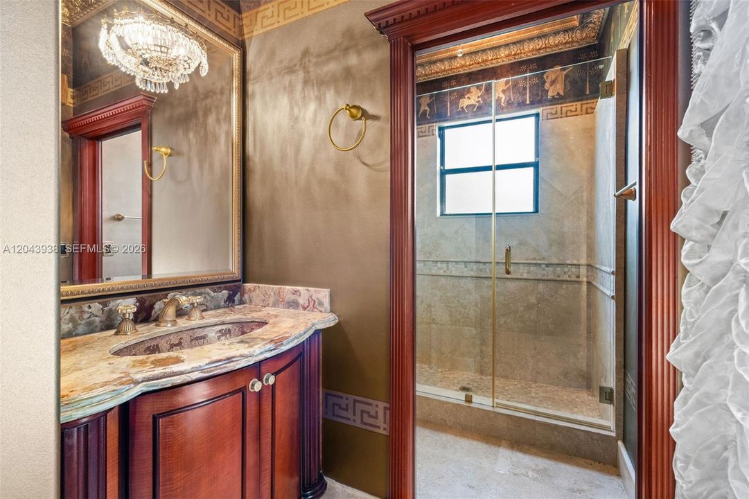 En Venta: $1,890,000 (4 camas, 5 baños, 4226 Pies cuadrados)