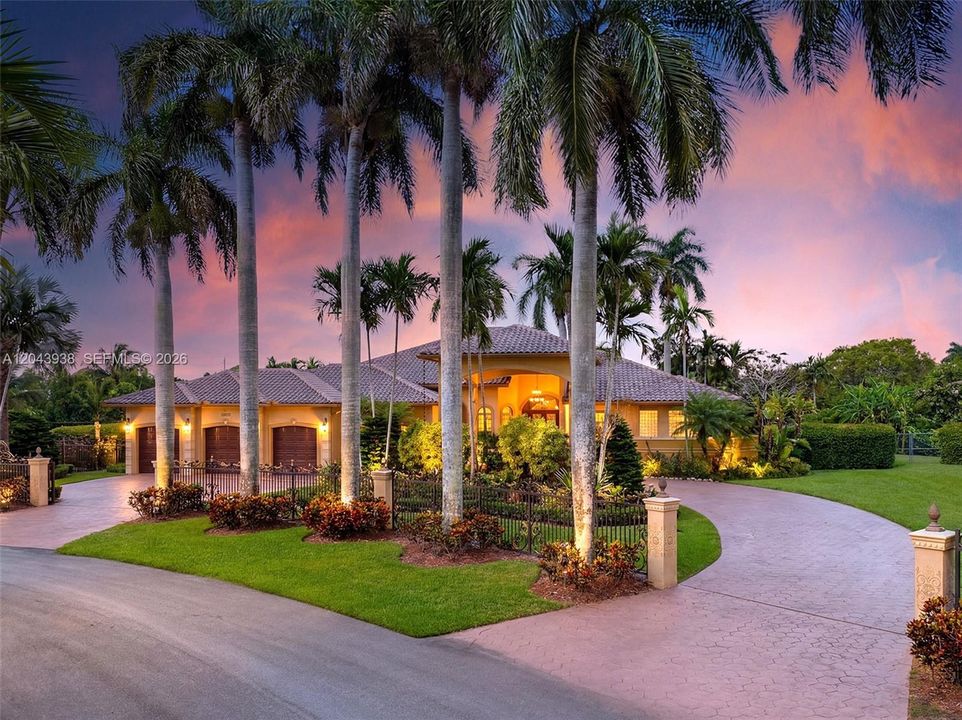 En Venta: $1,890,000 (4 camas, 5 baños, 4226 Pies cuadrados)