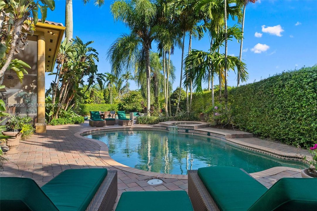 En Venta: $1,890,000 (4 camas, 5 baños, 4226 Pies cuadrados)