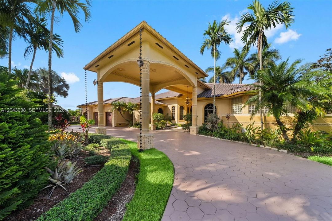 En Venta: $1,890,000 (4 camas, 5 baños, 4226 Pies cuadrados)