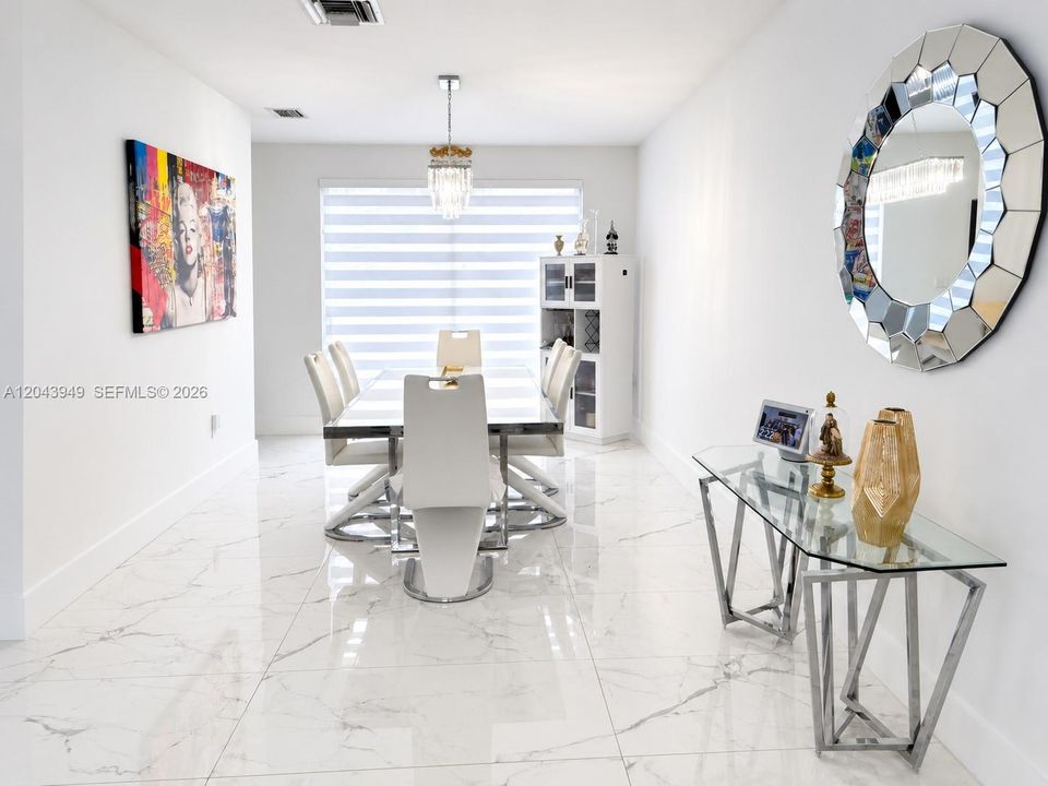 For Rent: $5,100 (4 beds, 2 baths, 2639 Square Feet)