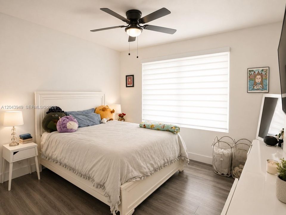 For Rent: $5,100 (4 beds, 2 baths, 2639 Square Feet)