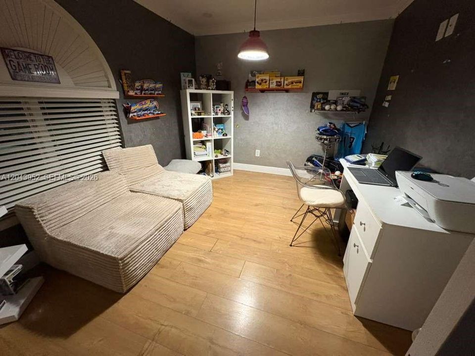 На продажу: $620,000 (3 спален, 2 ванн, 1459 Квадратных фут)