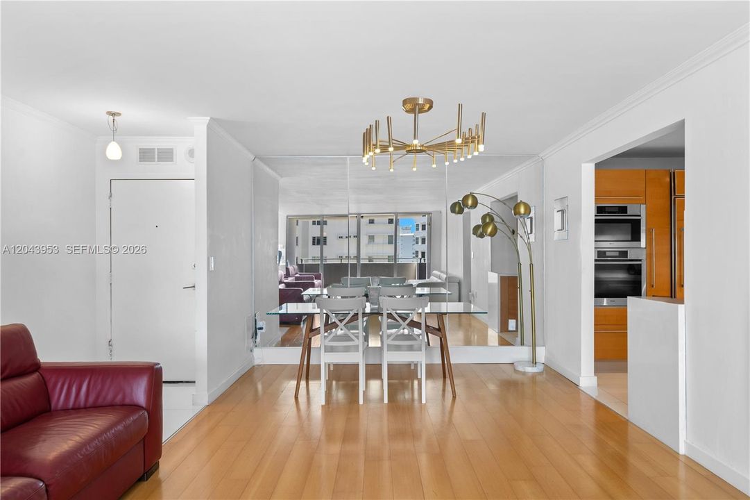 В аренду: $6,200 (2 спален, 2 ванн, 1372 Квадратных фут)