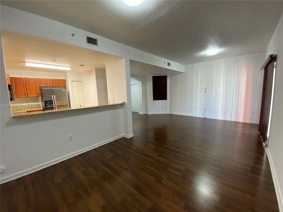 В аренду: $2,990 (3 спален, 2 ванн, 1312 Квадратных фут)