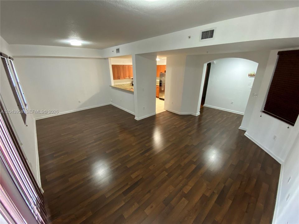 В аренду: $2,990 (3 спален, 2 ванн, 1312 Квадратных фут)