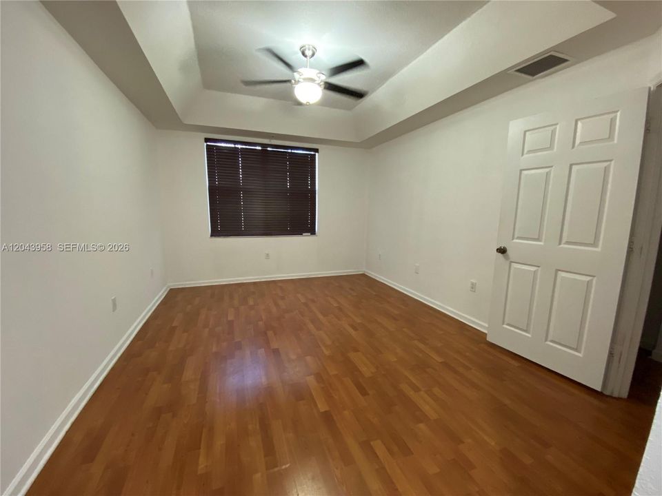 В аренду: $2,990 (3 спален, 2 ванн, 1312 Квадратных фут)