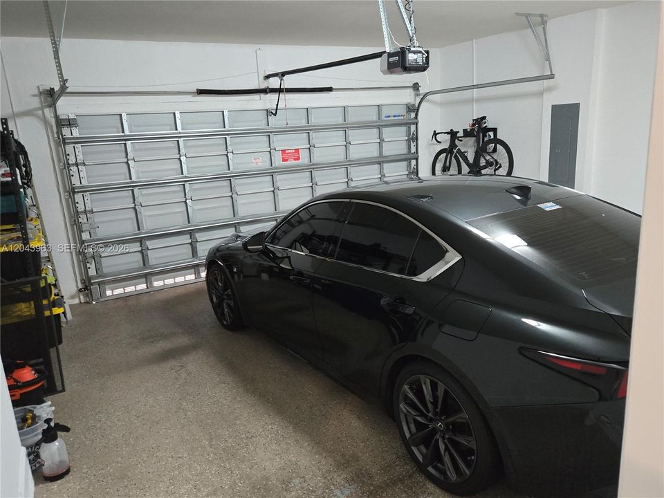 На продажу: $599,999 (4 спален, 2 ванн, 2780 Квадратных фут)