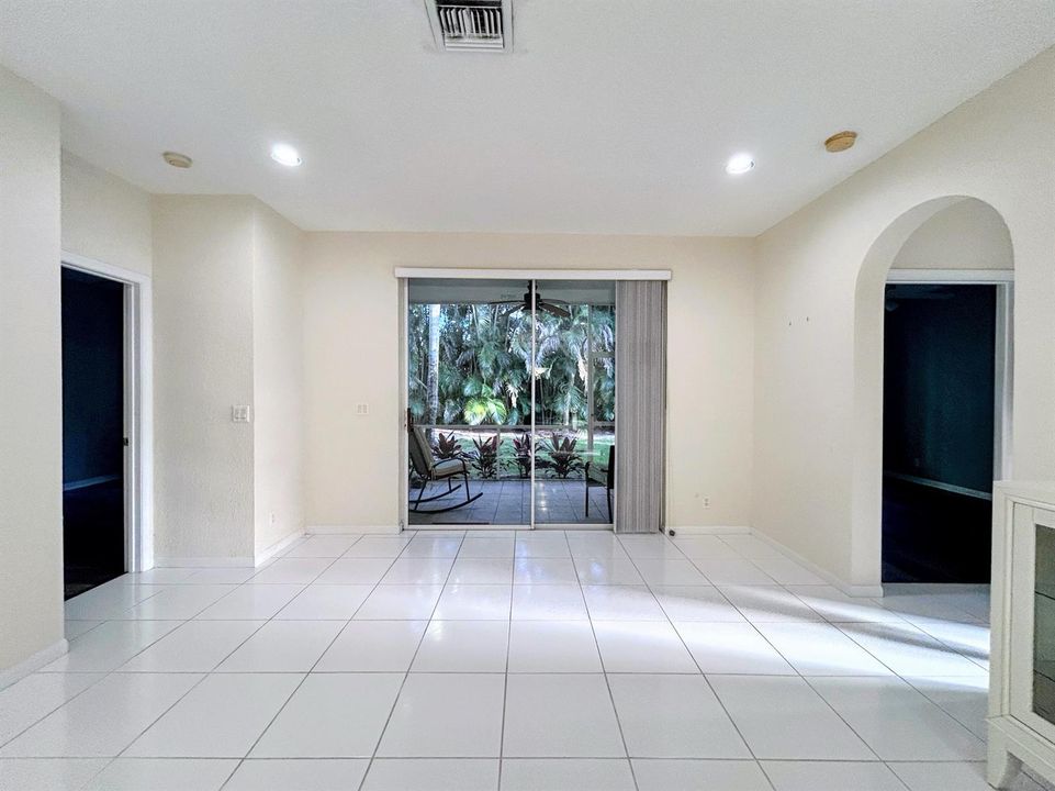 Living room to lanai