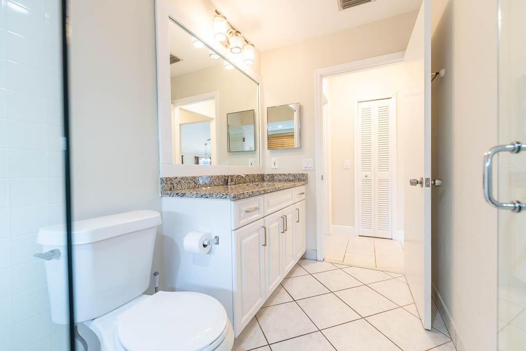 20250716-251 NW 69th Street-0035