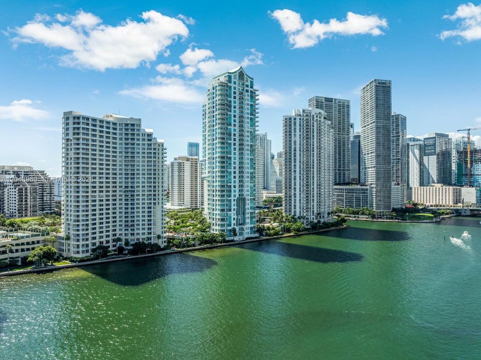 For Rent: $5,500 (2 beds, 2 baths, 1310 Square Feet)