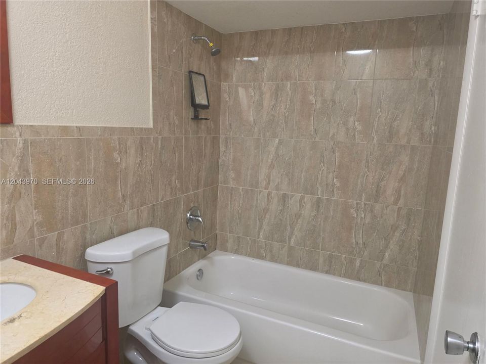 En Renta: $2,875 (3 camas, 1 baños, 1351 Pies cuadrados)