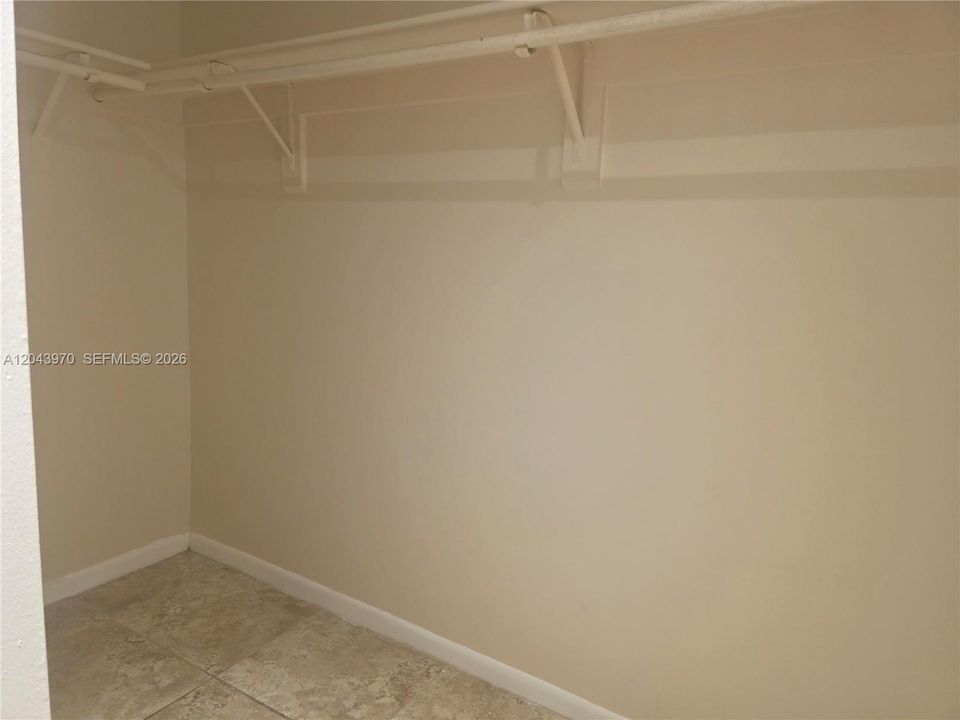 En Renta: $2,875 (3 camas, 1 baños, 1351 Pies cuadrados)