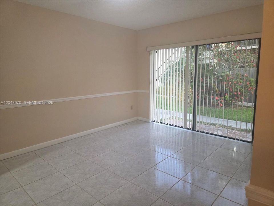 En Renta: $2,875 (3 camas, 1 baños, 1351 Pies cuadrados)