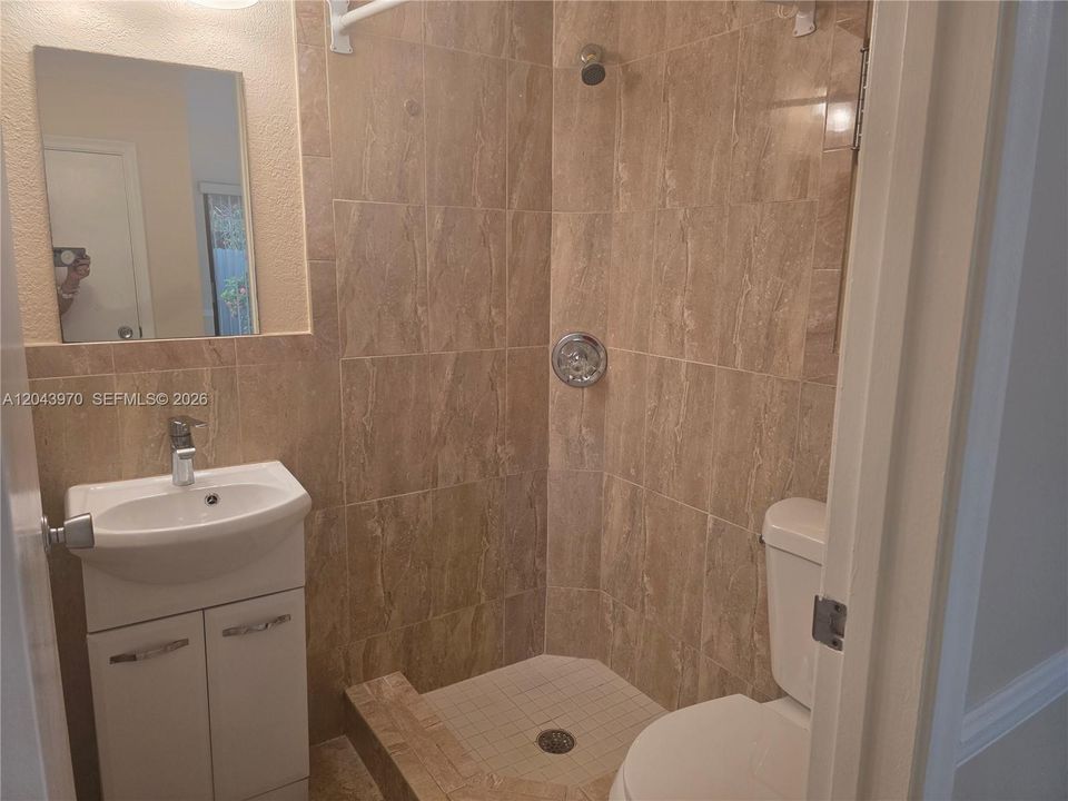En Renta: $2,875 (3 camas, 1 baños, 1351 Pies cuadrados)