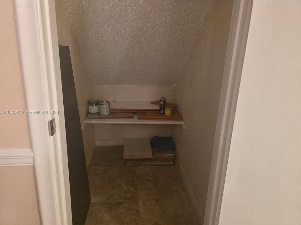 En Renta: $2,875 (3 camas, 1 baños, 1351 Pies cuadrados)
