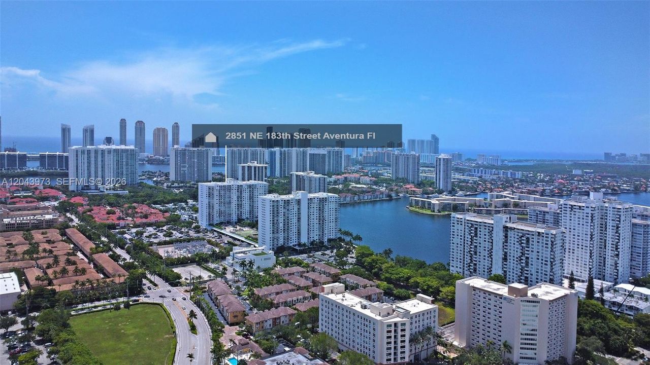 На продажу: $325,000 (3 спален, 2 ванн, 1693 Квадратных фут)