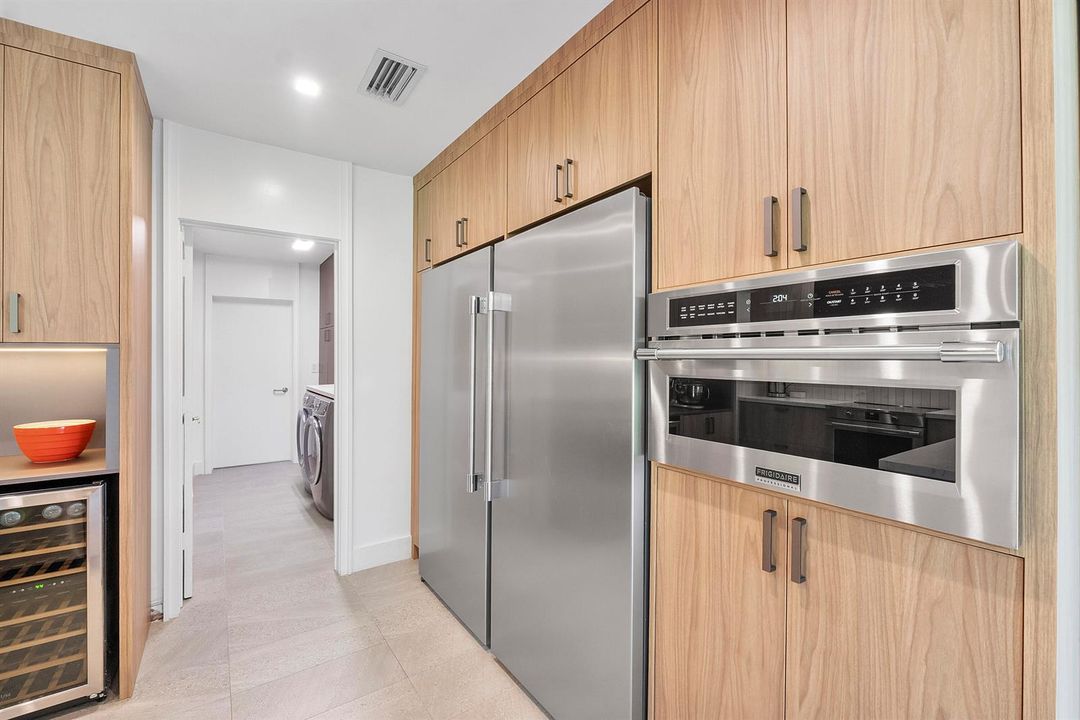 4800 Queen Palm Ln_033