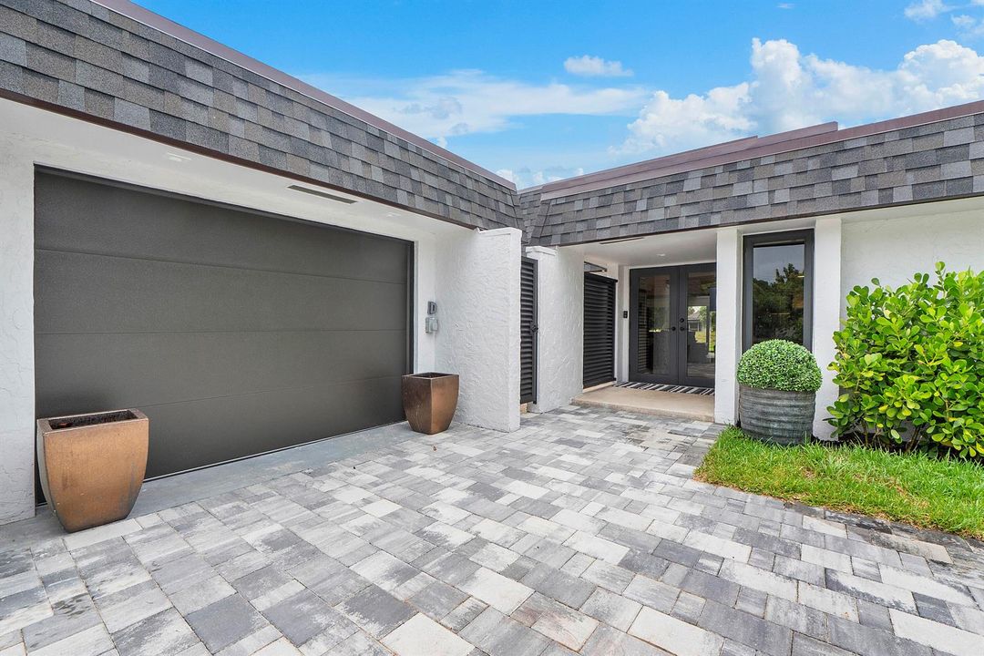 4800 Queen Palm Ln_008
