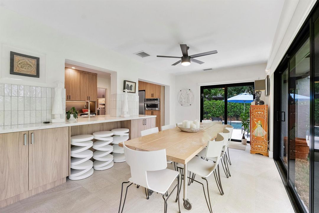 4800 Queen Palm Ln_024