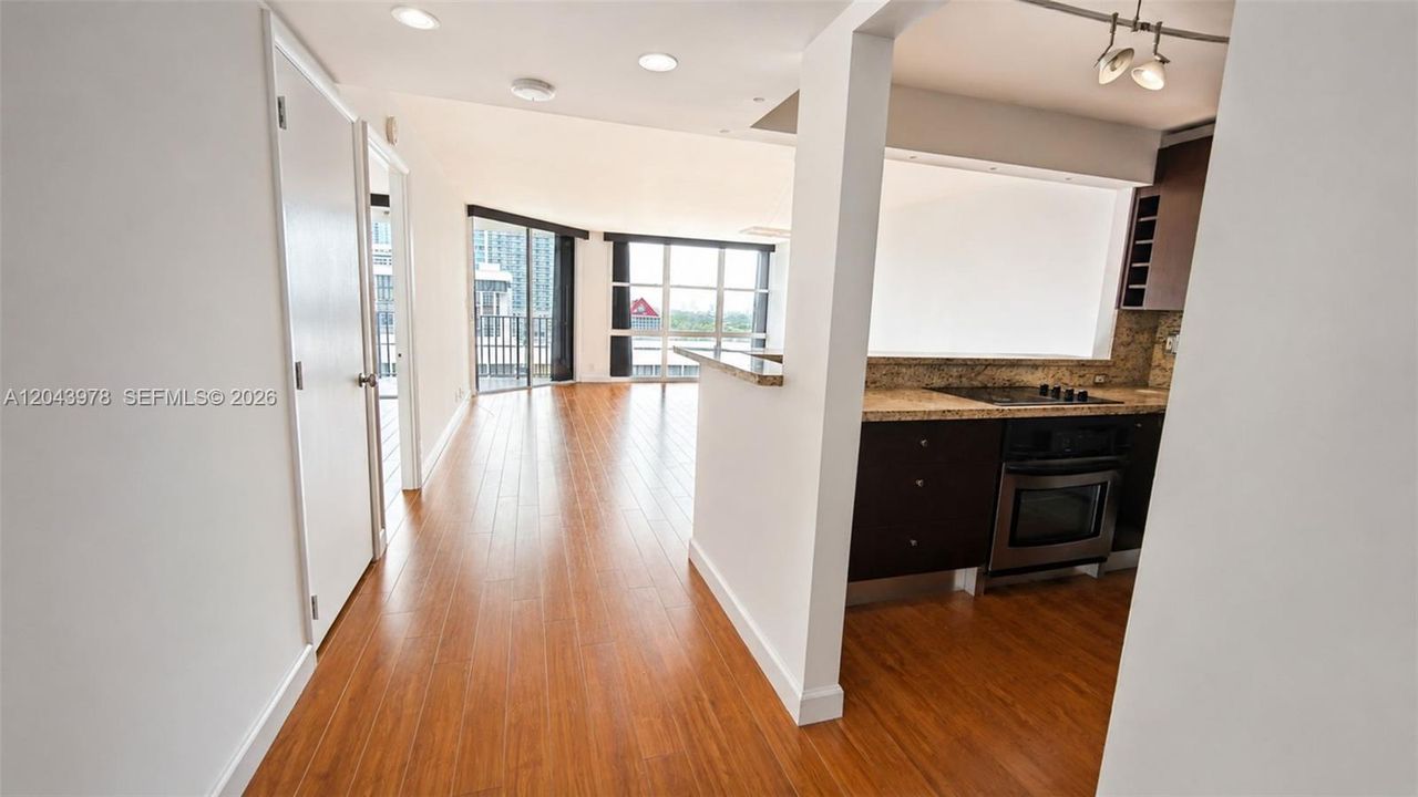 En Venta: $520,000 (1 camas, 1 baños, 1064 Pies cuadrados)