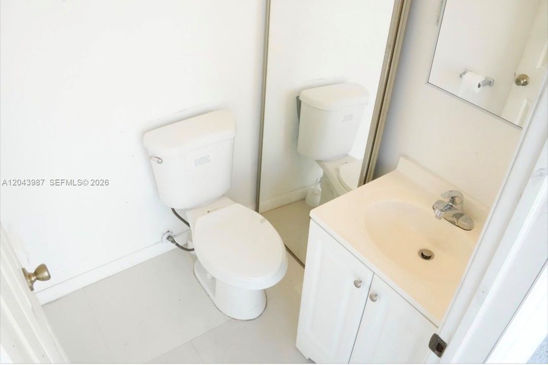 На продажу: $649,999 (4 спален, 3 ванн, 1718 Квадратных фут)