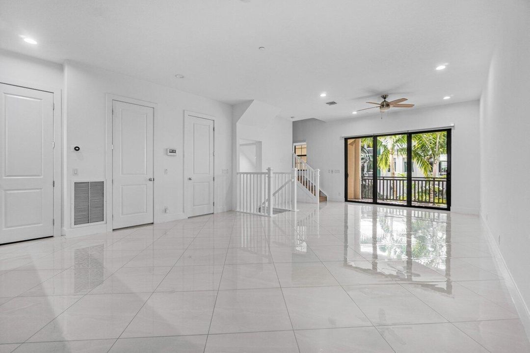 2nd Floor Living