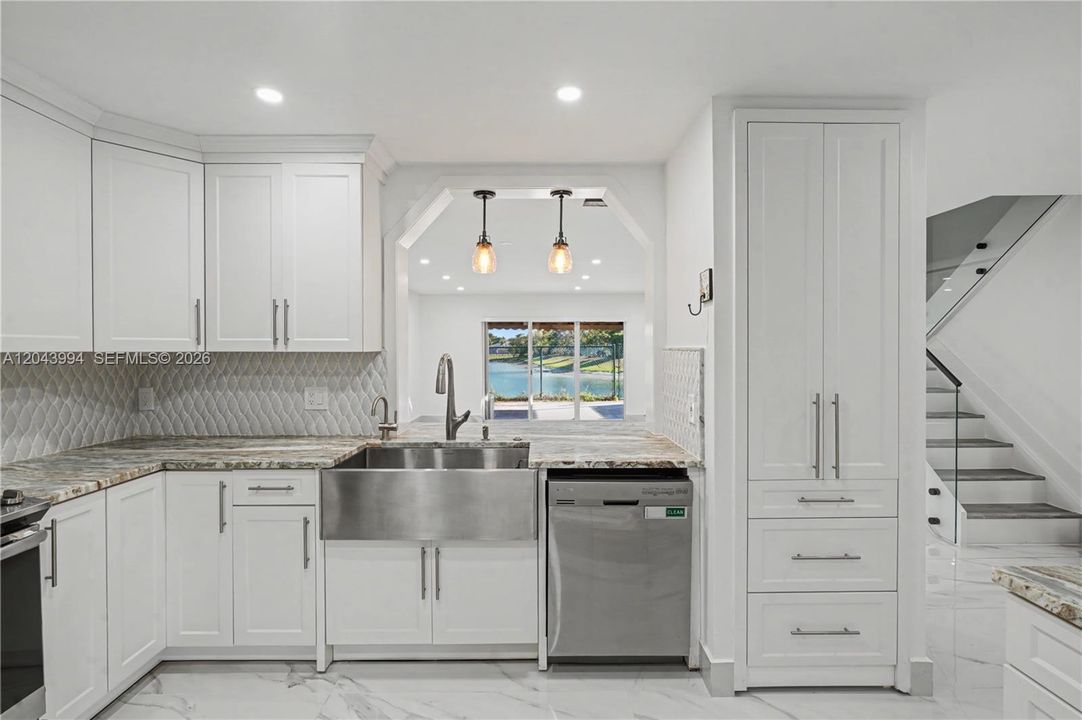 For Rent: $4,000 (3 beds, 3 baths, 1644 Square Feet)