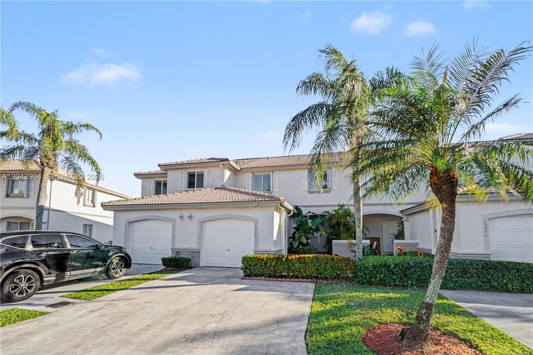For Rent: $4,000 (3 beds, 3 baths, 1644 Square Feet)