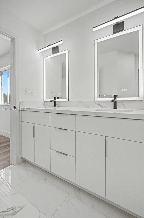 For Rent: $4,000 (3 beds, 3 baths, 1644 Square Feet)
