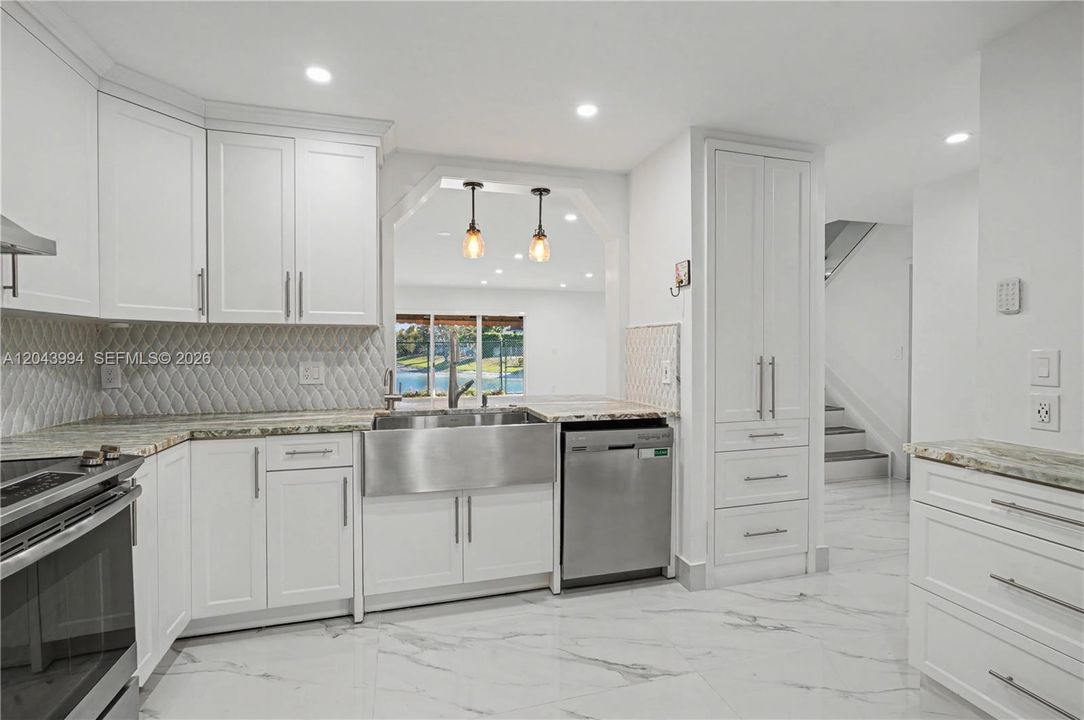 For Rent: $4,000 (3 beds, 3 baths, 1644 Square Feet)
