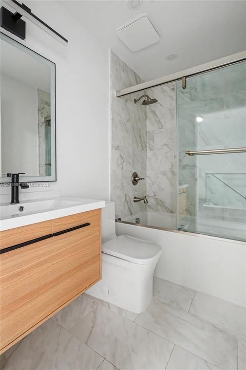For Rent: $4,000 (3 beds, 3 baths, 1644 Square Feet)