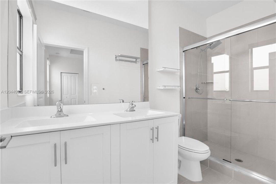 For Sale: $550,000 (3 beds, 2 baths, 1378 Square Feet)