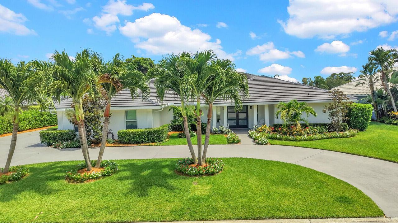 341 Glenbrook Dr