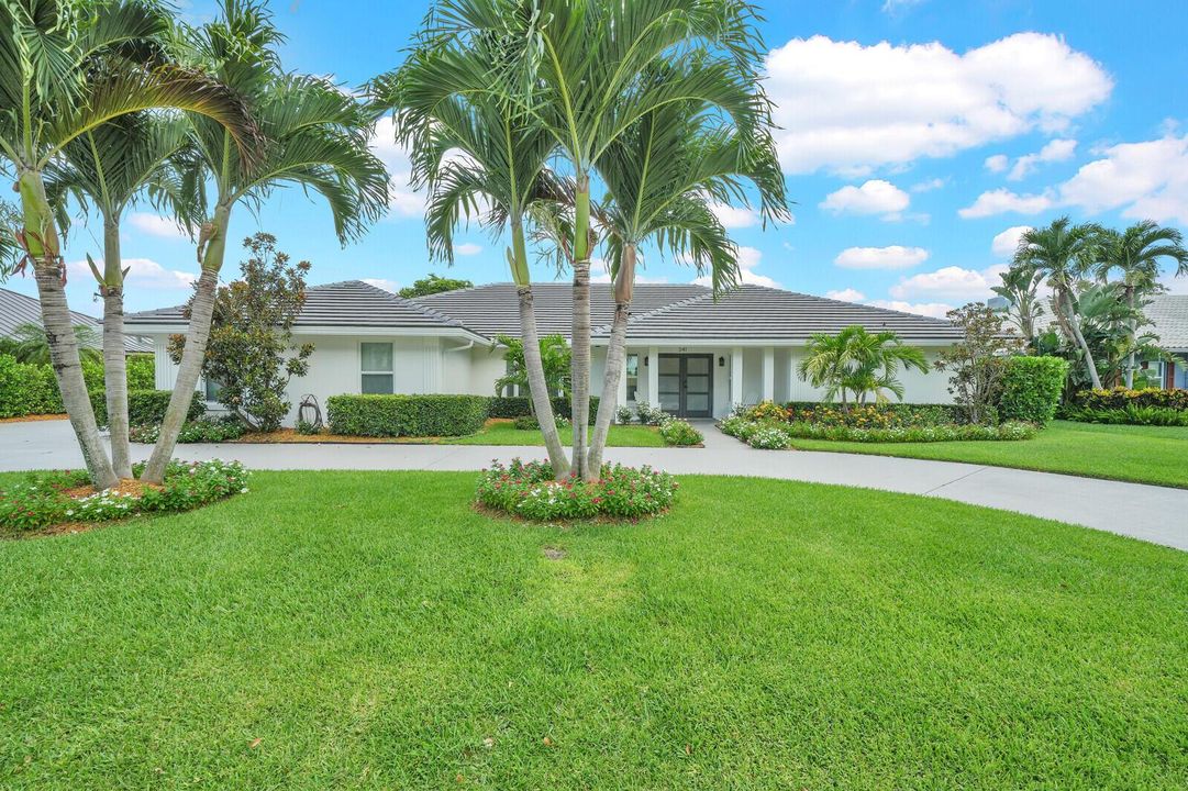 341 Glenbrook Dr