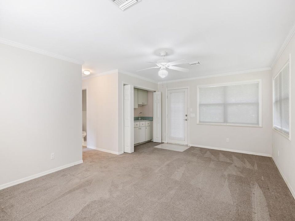 Also includes wet bar
