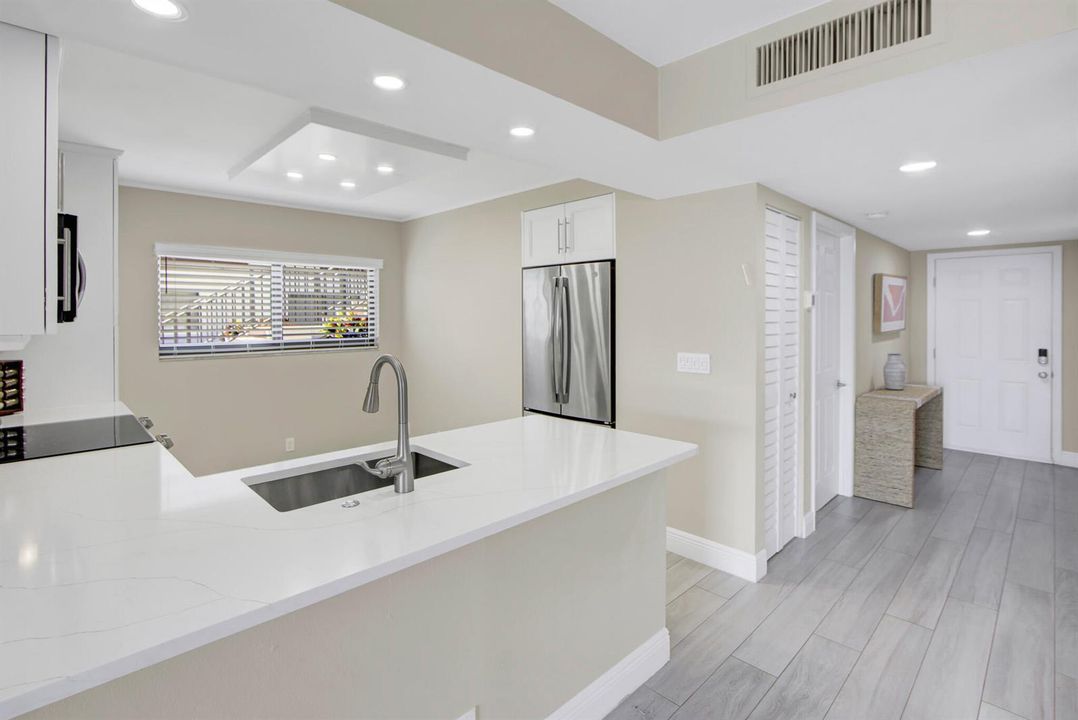 15451-Pembridge-Dr-206_20_MLS