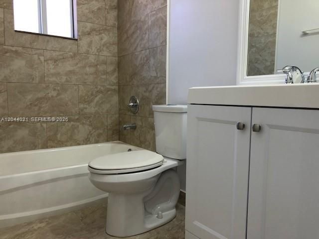 В аренду: $2,500 (3 спален, 2 ванн, 1507 Квадратных фут)