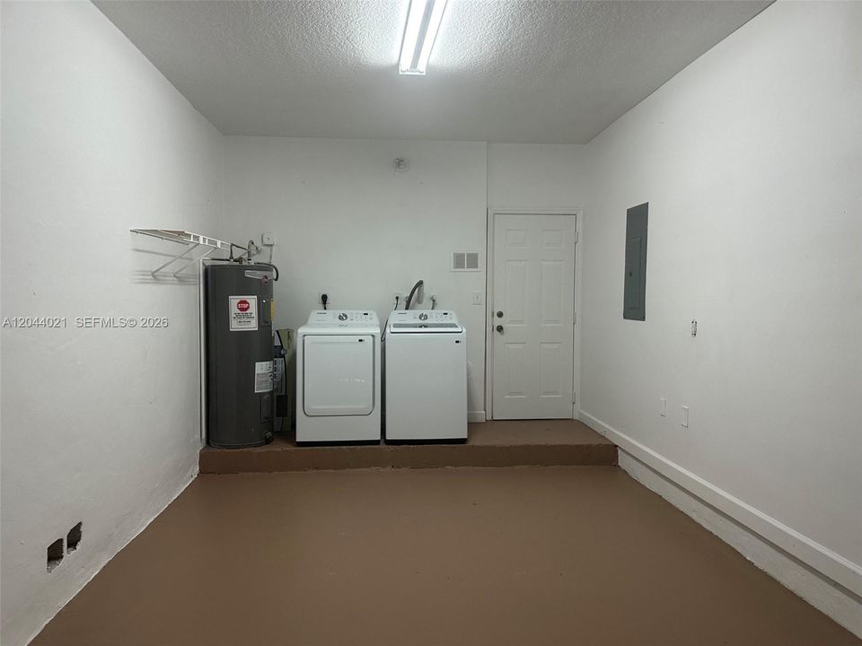 В аренду: $2,500 (3 спален, 2 ванн, 1507 Квадратных фут)