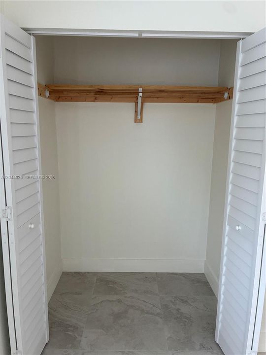 В аренду: $2,500 (2 спален, 1 ванн, 3744 Квадратных фут)