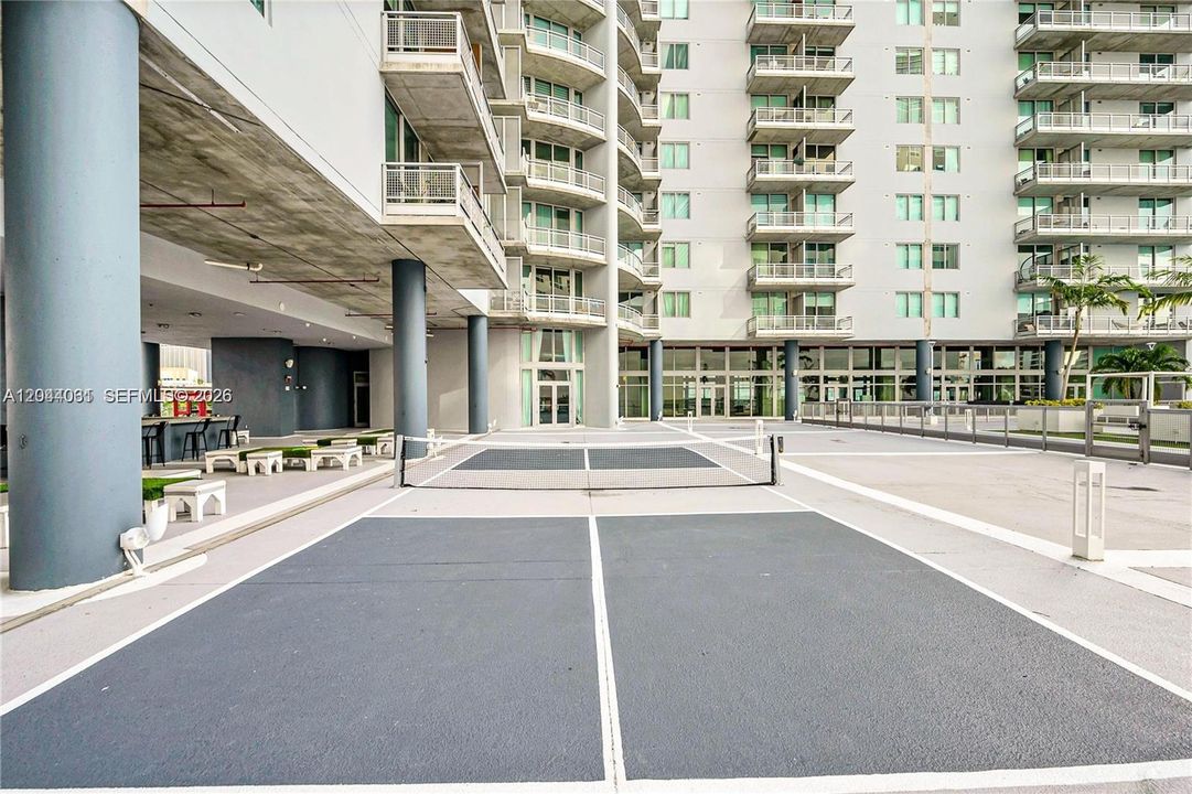 В аренду: $2,900 (1 спален, 1 ванн, 795 Квадратных фут)