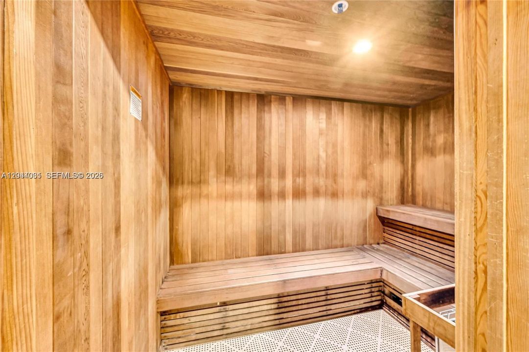 В аренду: $2,900 (1 спален, 1 ванн, 795 Квадратных фут)