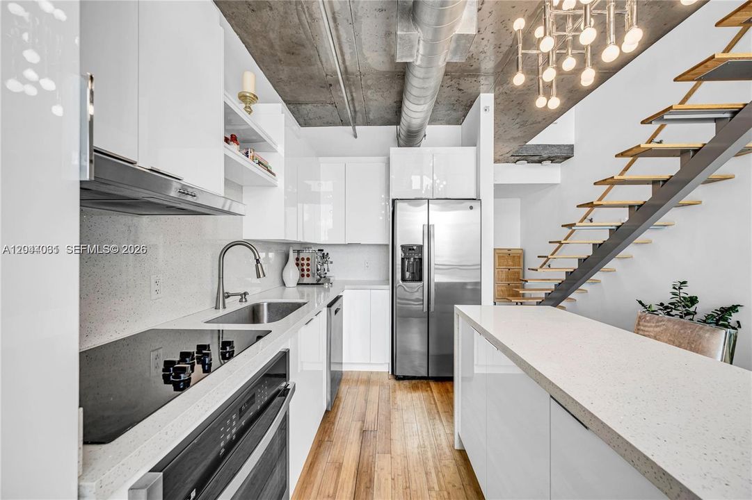 В аренду: $2,900 (1 спален, 1 ванн, 795 Квадратных фут)
