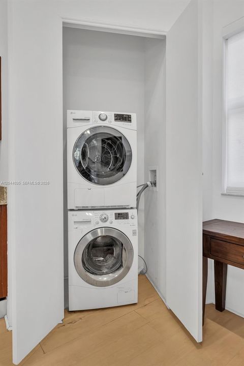 На продажу: $499,000 (2 спален, 2 ванн, 1470 Квадратных фут)