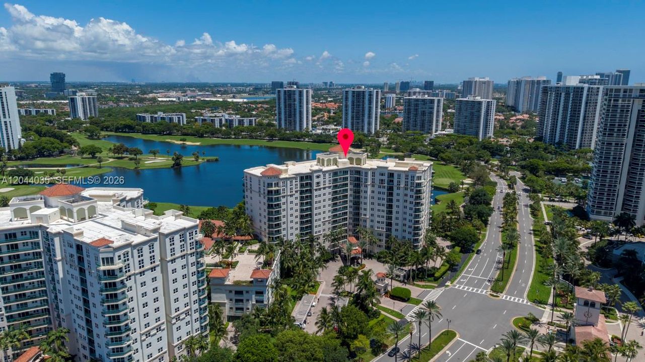 На продажу: $499,000 (2 спален, 2 ванн, 1470 Квадратных фут)