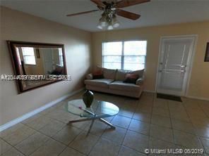 For Rent: $1,900 (2 beds, 1 baths, 953 Square Feet)