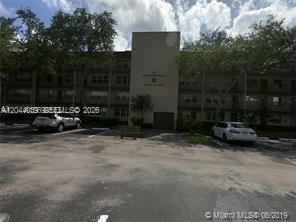 For Rent: $1,900 (2 beds, 1 baths, 953 Square Feet)
