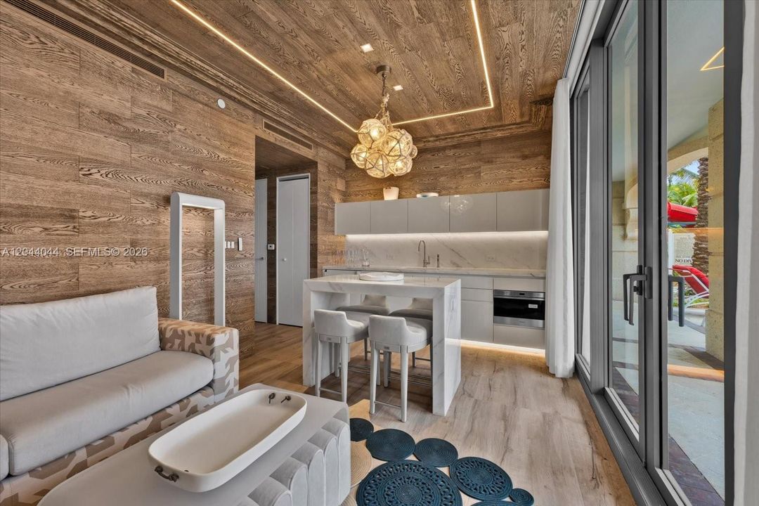 На продажу: $3,995,000 (0 спален, 0 ванн, 7991 Квадратных фут)